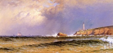Alfred Thompson Bricher Painting - Escena costera con faro junto a la playa Alfred Thompson Bricher